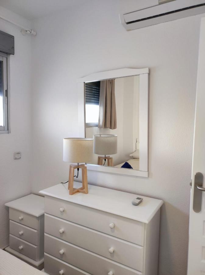 Apartmán Acapulco Playa 26 Menyber Nerja Exteriér fotografie