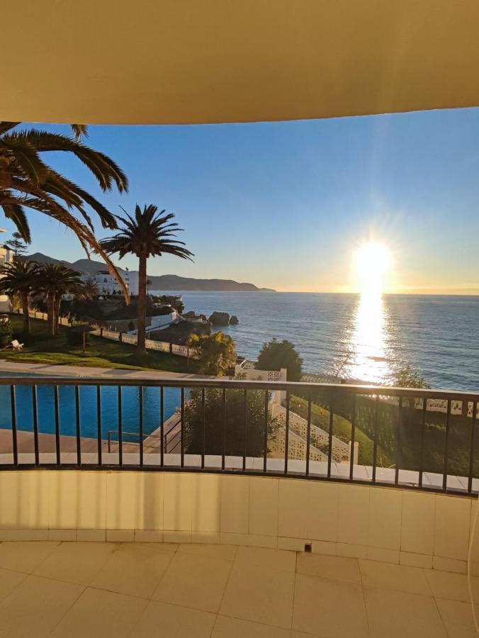 Apartmán Acapulco Playa 26 Menyber Nerja Exteriér fotografie